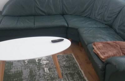 Ipet me qira banesa 2 dhomëshe 60m2 kati 4 në Qendër