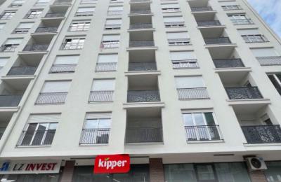 Ringa (Shitet Banesa te Lz-Invest me 127,20 m²)890/23