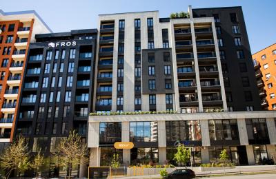 Lokali 980m² për #QIRA në Rrugën C