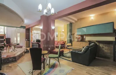 Ofrohet PËR ‪‎QIRA‬ Duplex në lagjen Ulpiana, i përshtatshëm për veprimtari biznesore!