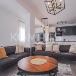 Ofrohet PËR SHITJE Banesë elegante 2+1 shumë pranë "ALBI Mall në Prishtinë