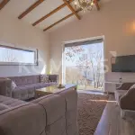 Ofrohet PËR SHITJE Vilë e bukur në vendin turistik "Makresh"