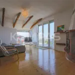 Ofrohet PËR Qira Katë shtëpie me pamje fantastike në lagjen Taslixhe