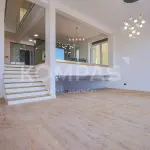 Ofrohen PËR ‪‎QIRA‬ Shtëpit fantastike në lagjen më moderne "Marigona Hill"