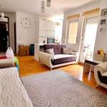 Shitet banesa 2 dhomëshe 50m2neto kati 4 Fushë Kosovë