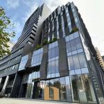 Zyrë Moderne Me Qira Në Icon Tower – 100M² + Terasë!